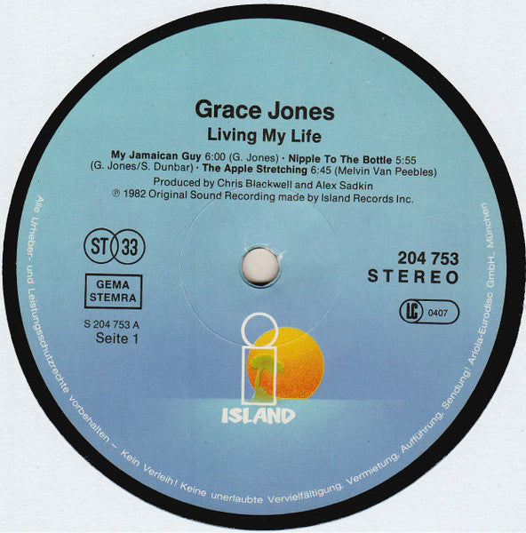 Grace Jones : Living My Life