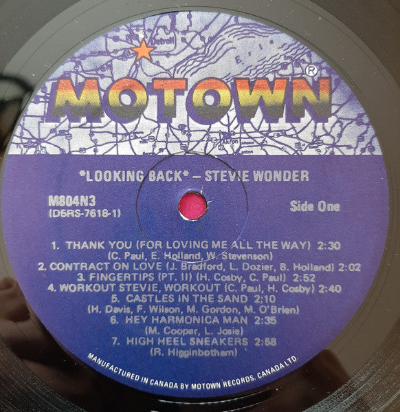 Stevie Wonder : Looking back