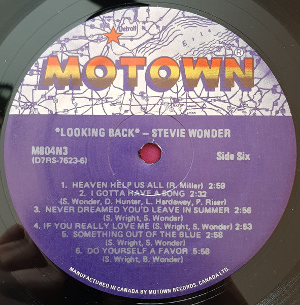 Stevie Wonder : Looking back